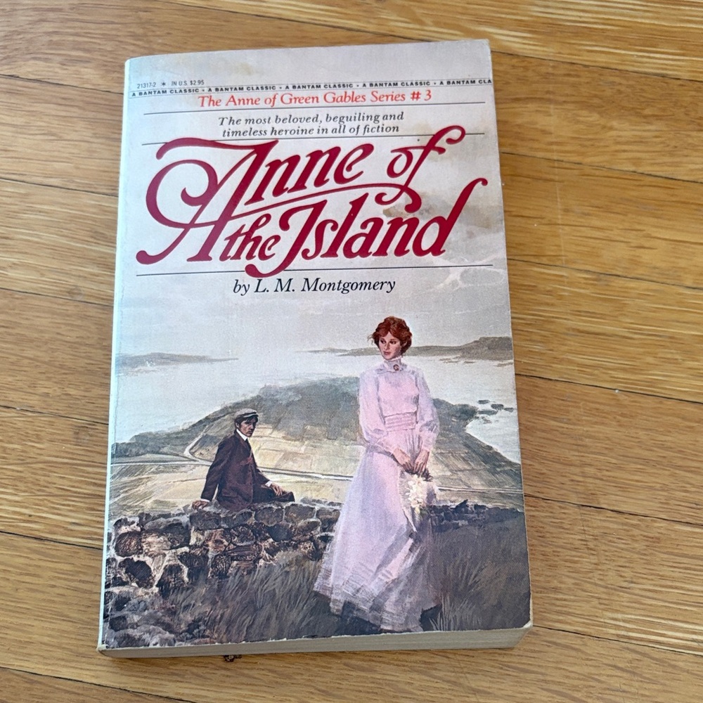 Anne of the Island book